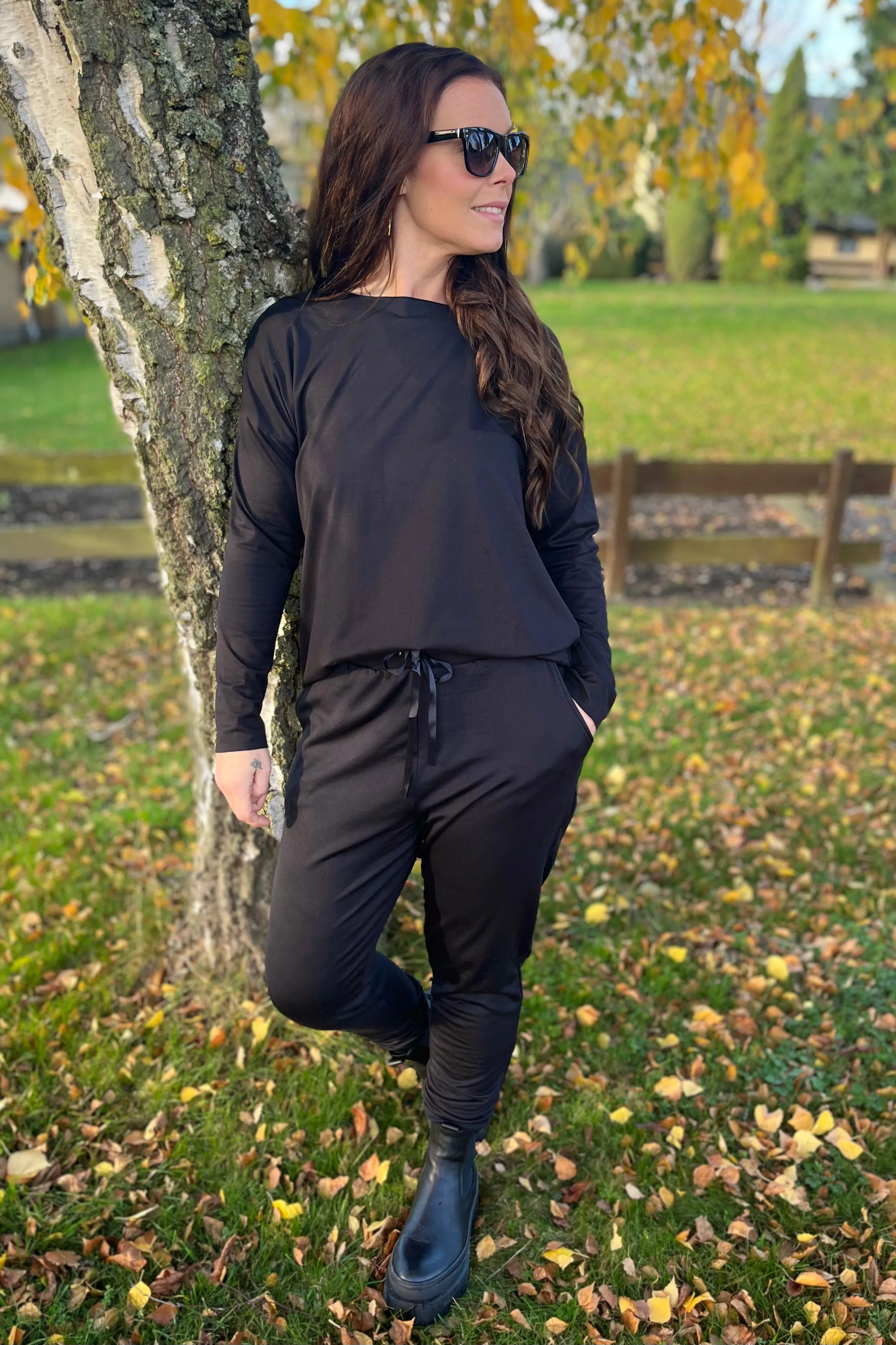 Alma LS Top (Fleece) | Black | Fleece bluse fra Liberté