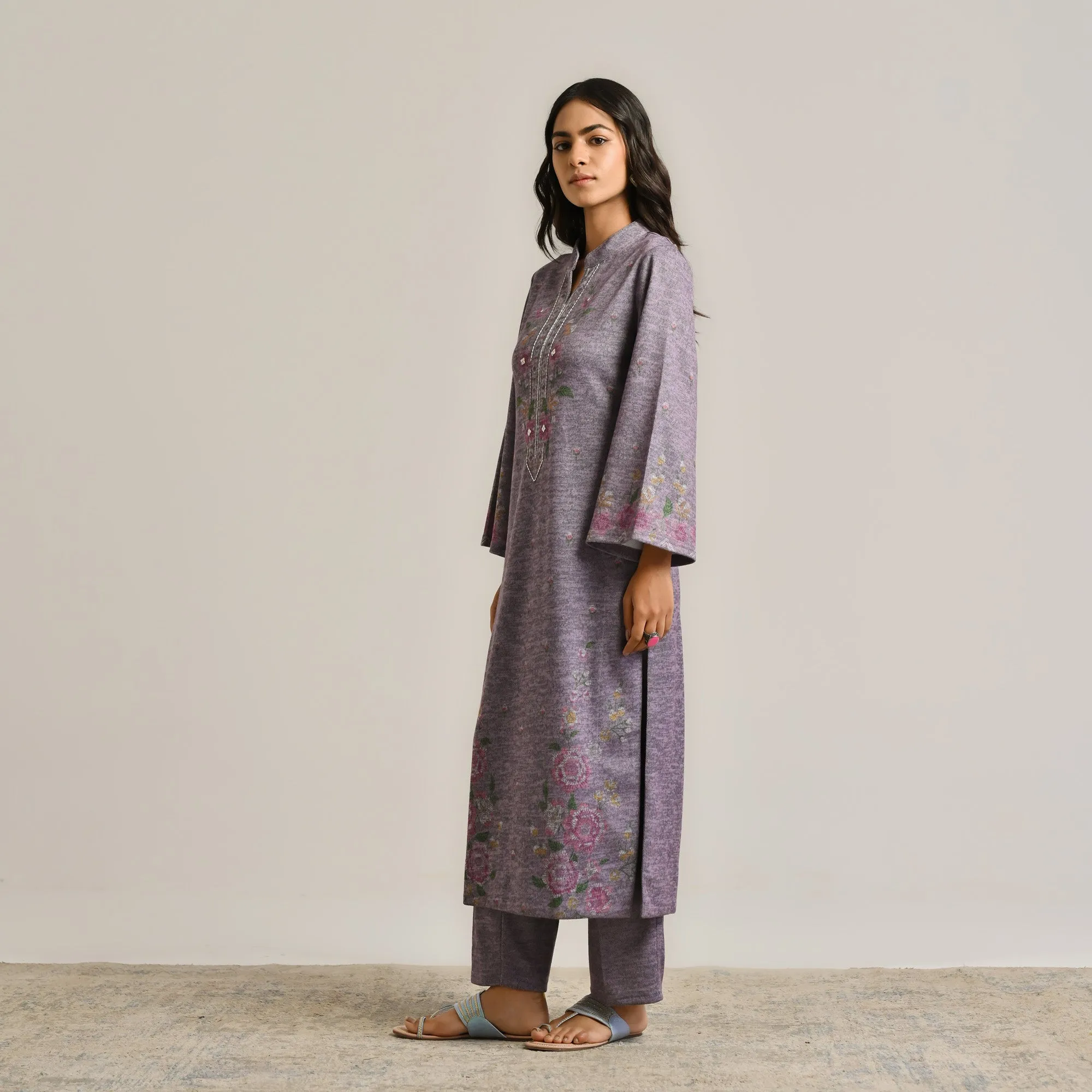 Mauve Floral Woollen Kurta Set with Embroidery Detail