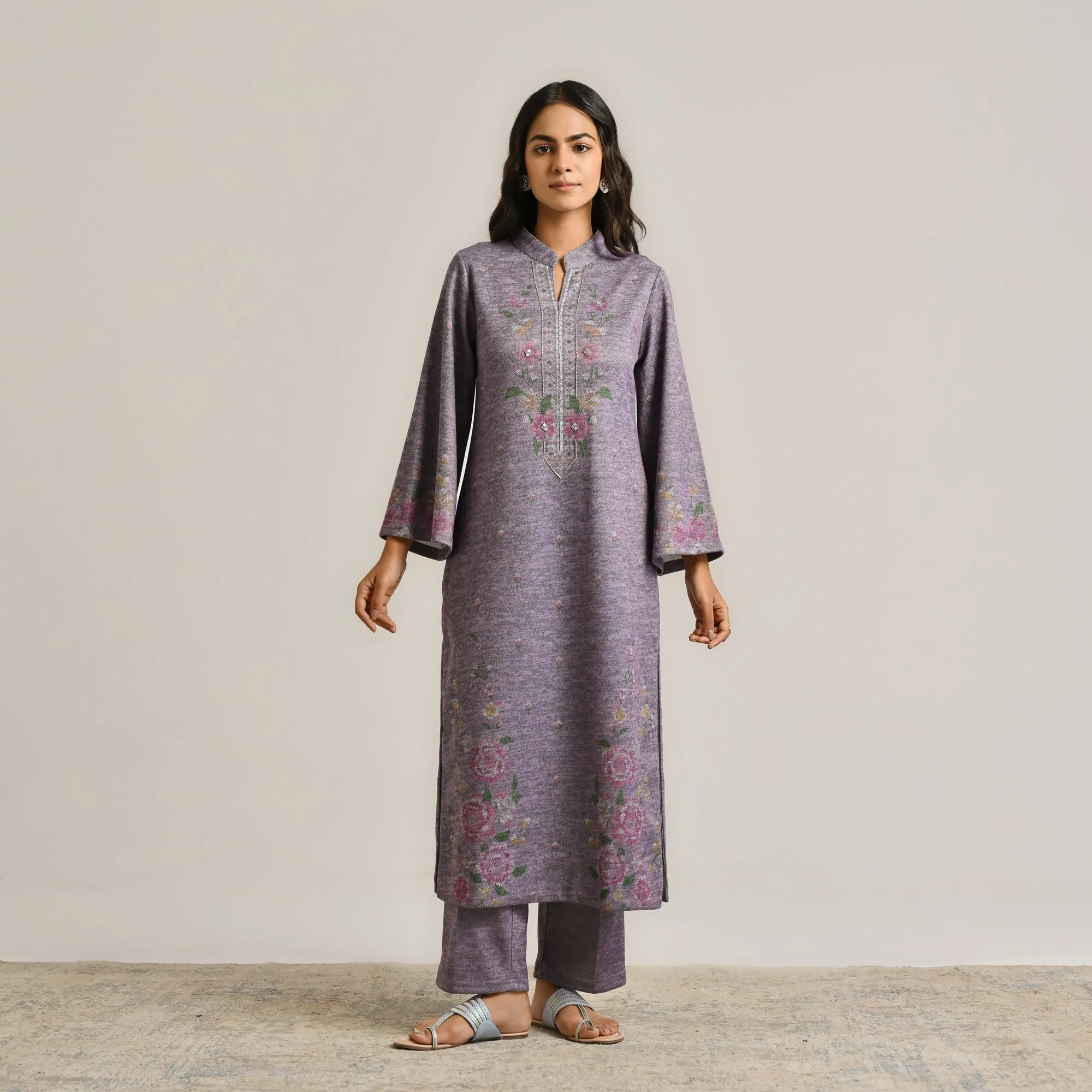 Mauve Floral Woollen Kurta Set with Embroidery Detail