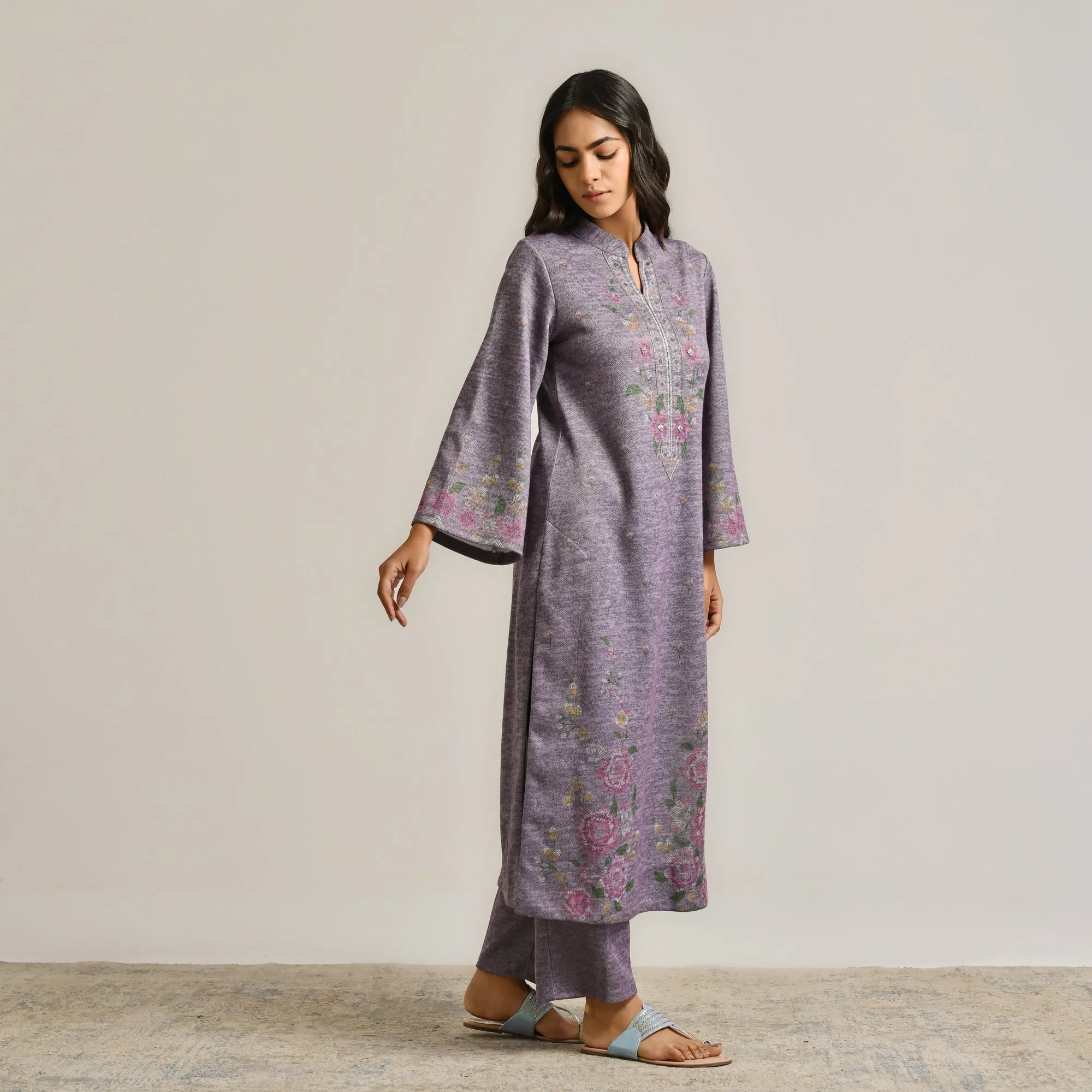 Mauve Floral Woollen Kurta Set with Embroidery Detail